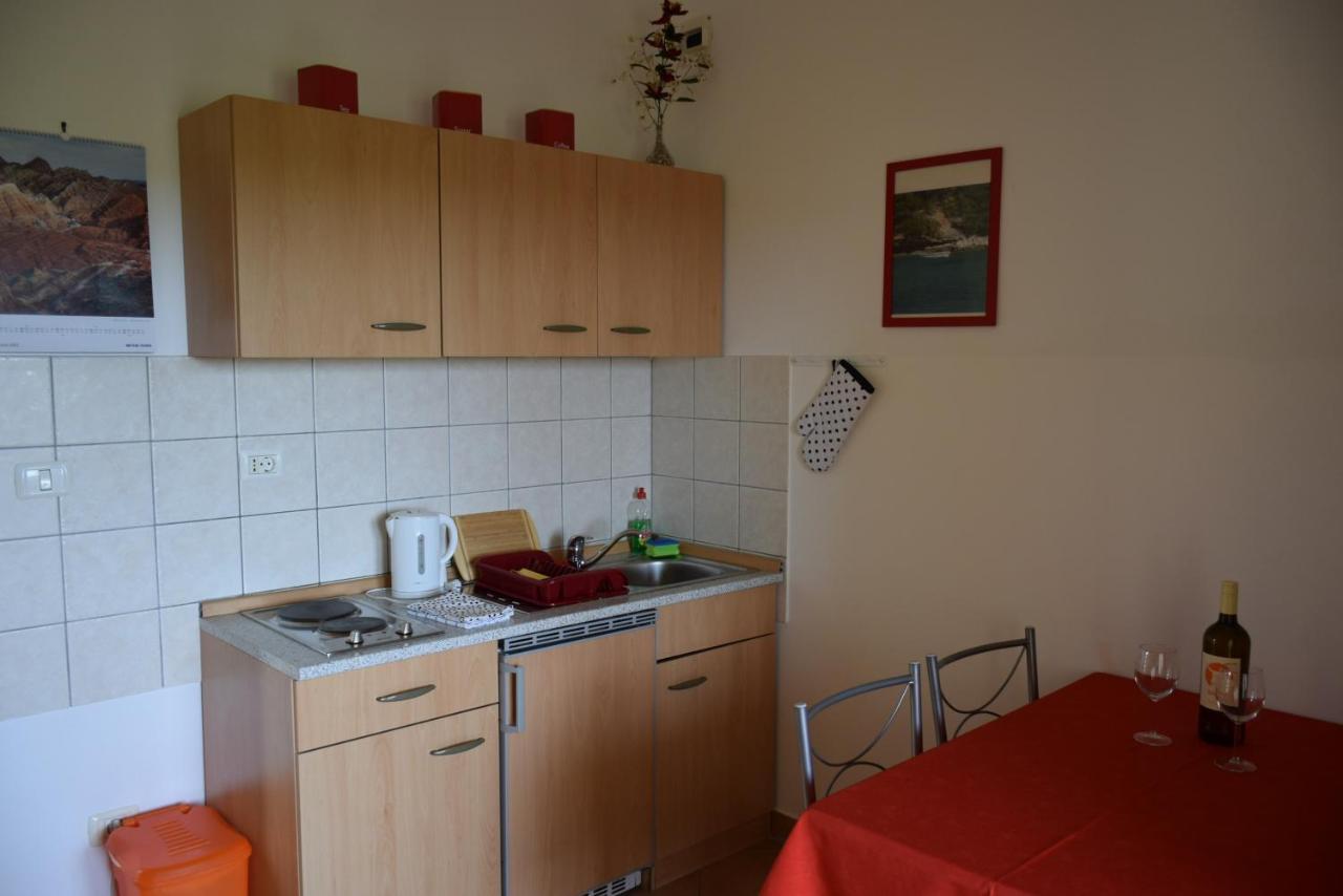 Villa Vinki Vinkuran Bagian luar foto